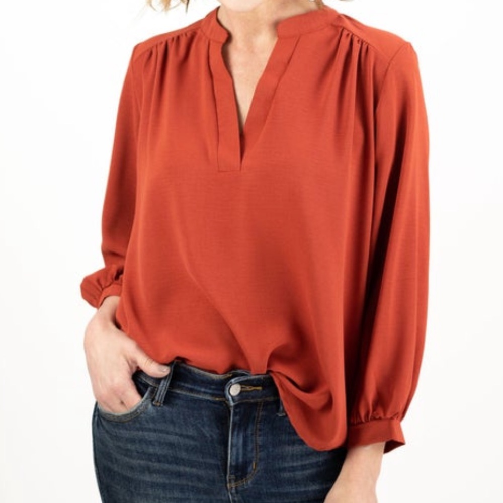 Entro Women's Split Neck Top  3/4 Sleeves Rust Size Large